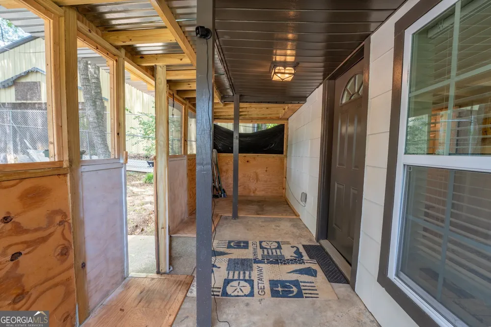 128 Branch ST Toccoa, GA 30577