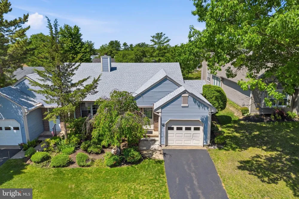 9 PATRICK HENRY COURT Monroe Township, NJ 08831