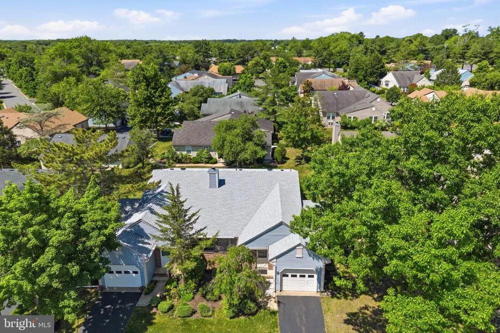 9 PATRICK HENRY COURT Monroe Township, NJ 08831