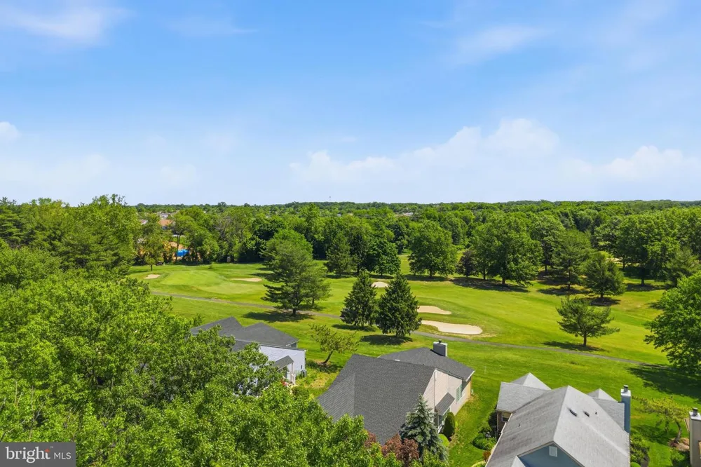 9 PATRICK HENRY COURT Monroe Township, NJ 08831