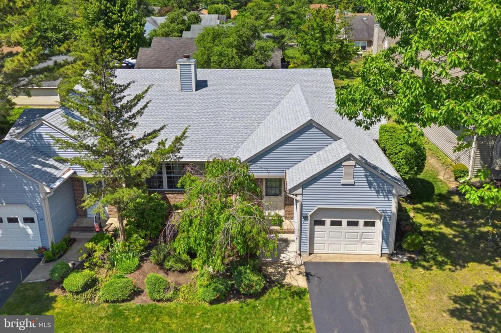 9 PATRICK HENRY COURT Monroe Township, NJ 08831