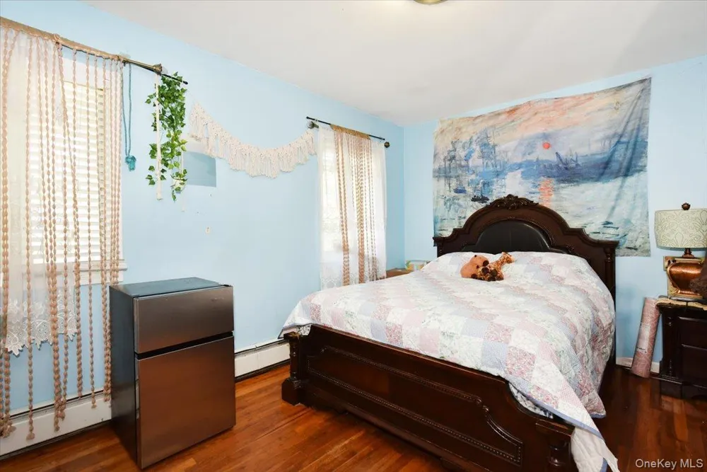22 Chatham Road Commack, NY 11725