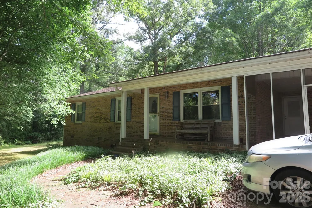 112 Glenn Oaks Drive Lawndale, NC 28090