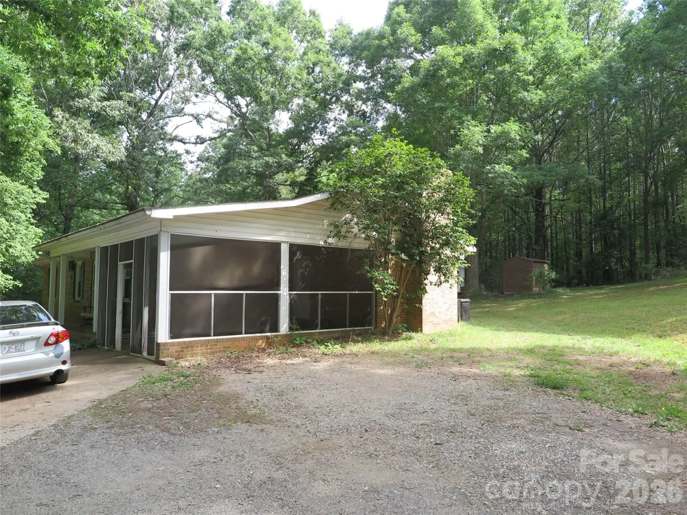 112 Glenn Oaks Drive Lawndale, NC 28090