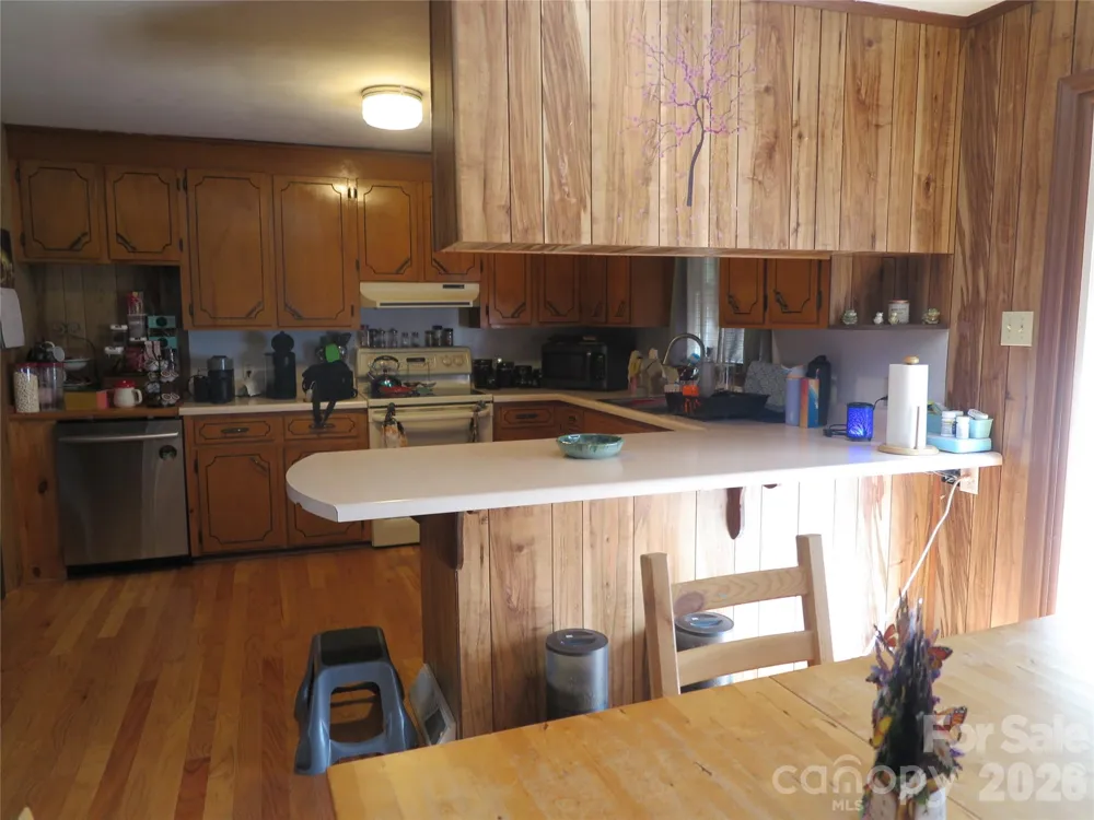 112 Glenn Oaks Drive Lawndale, NC 28090