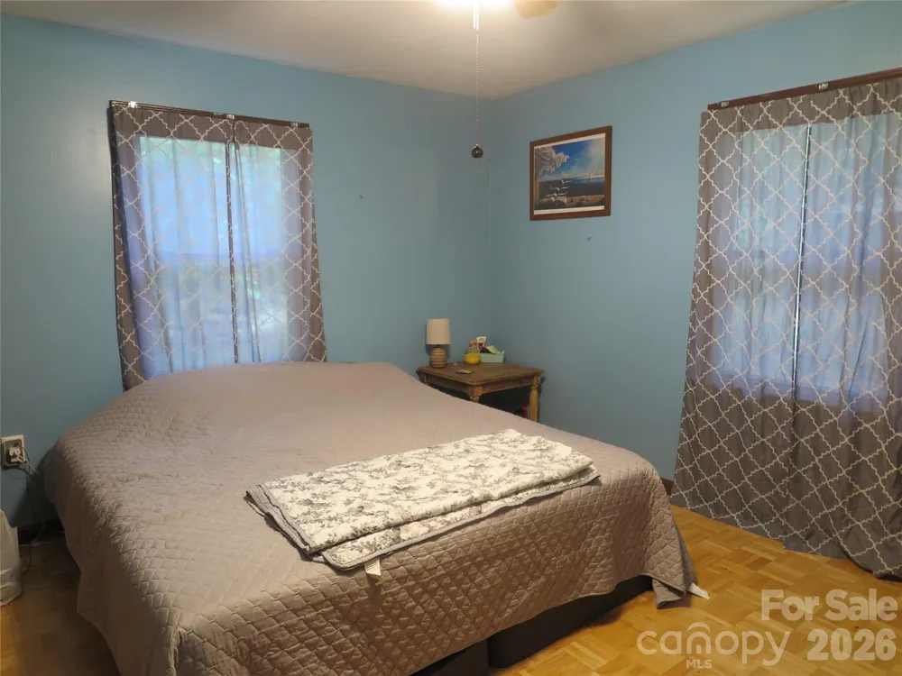 112 Glenn Oaks Drive Lawndale, NC 28090