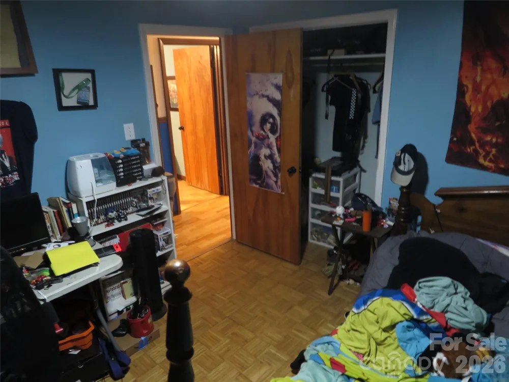 112 Glenn Oaks Drive Lawndale, NC 28090