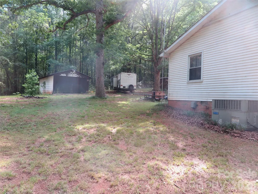 112 Glenn Oaks Drive Lawndale, NC 28090