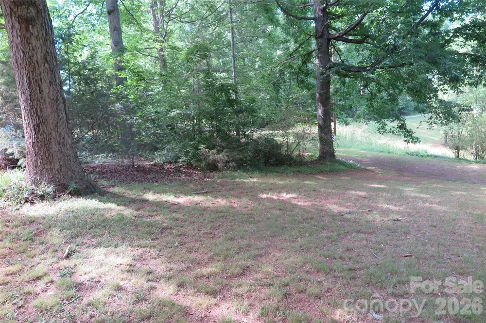 112 Glenn Oaks Drive Lawndale, NC 28090