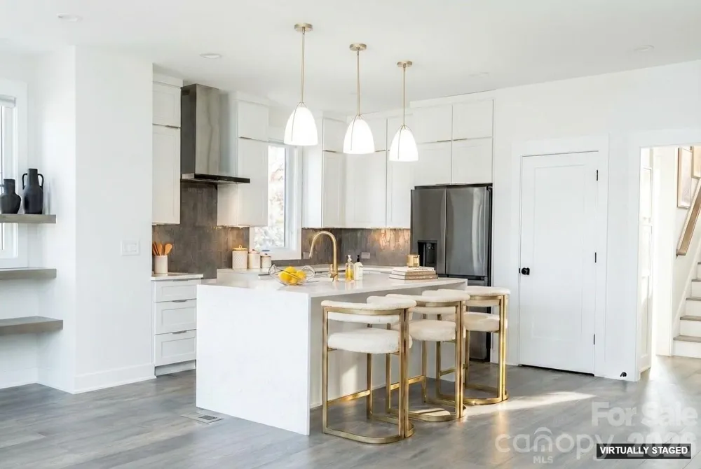 221 Woodsborough Place Raleigh, NC 27601