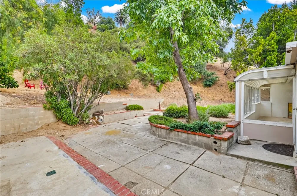 9522 Cedarvale Road Tujunga, CA 91042
