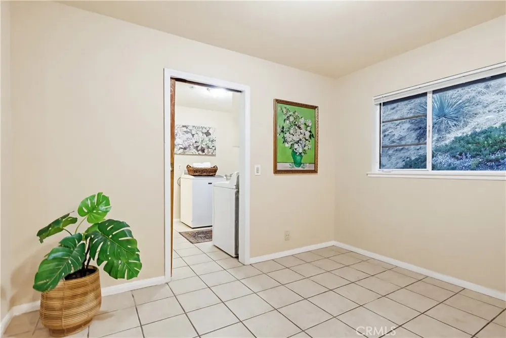 9522 Cedarvale Road Tujunga, CA 91042