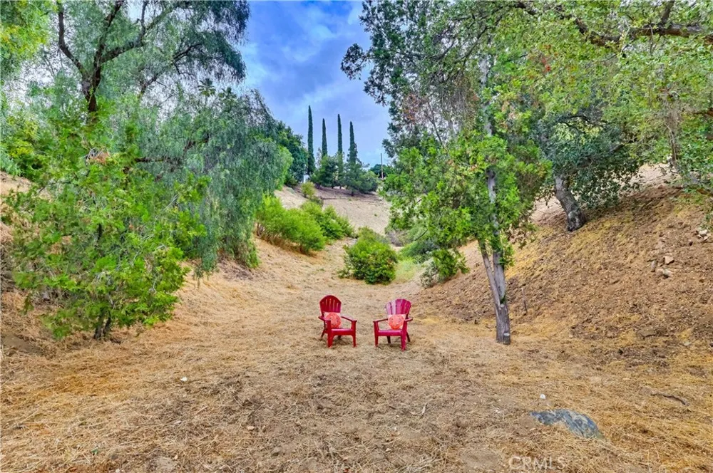 9522 Cedarvale Road Tujunga, CA 91042