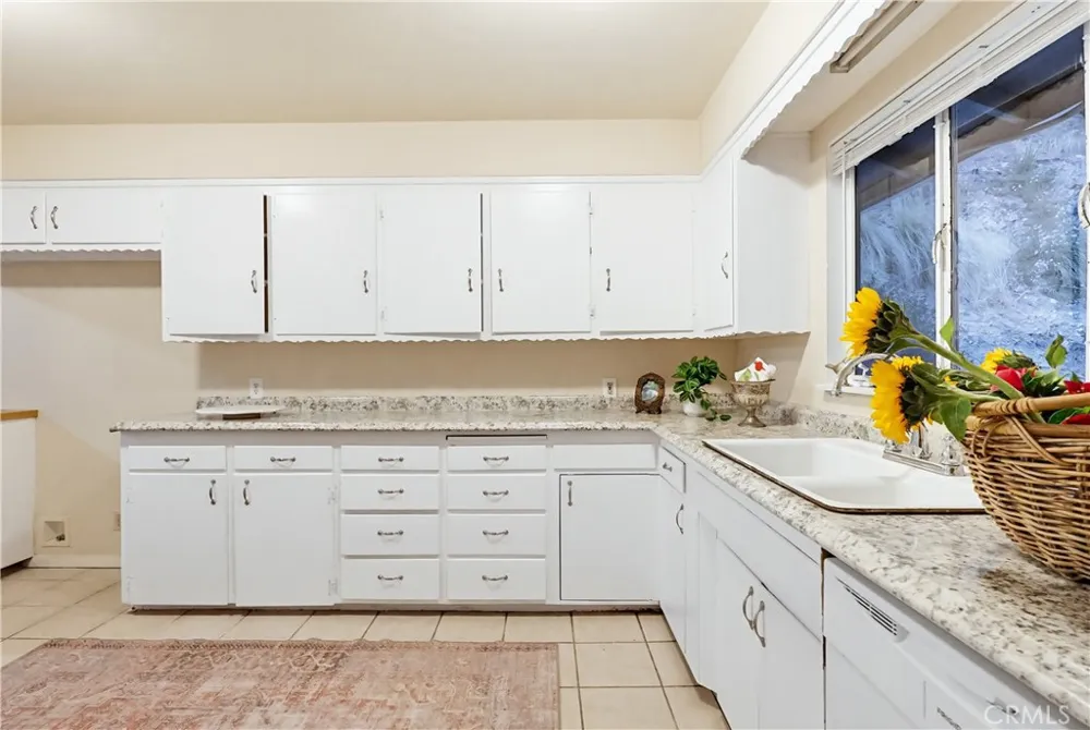 9522 Cedarvale Road Tujunga, CA 91042