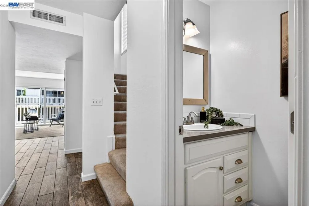 3399 Norton Way #8 Pleasanton, CA 94566