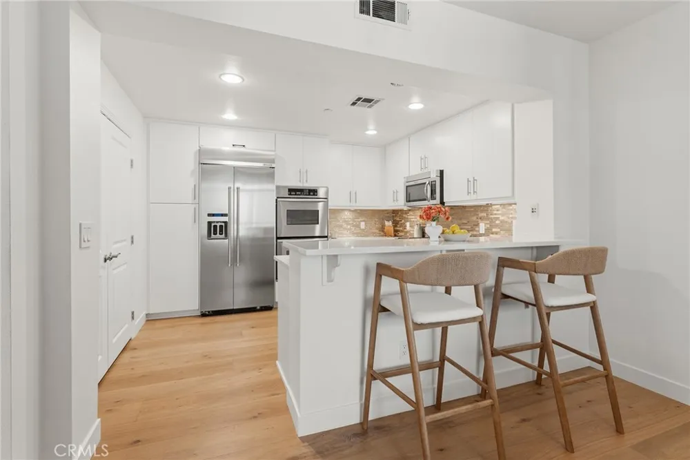 5625 Crescent Park W #207 Playa Vista, CA 90094