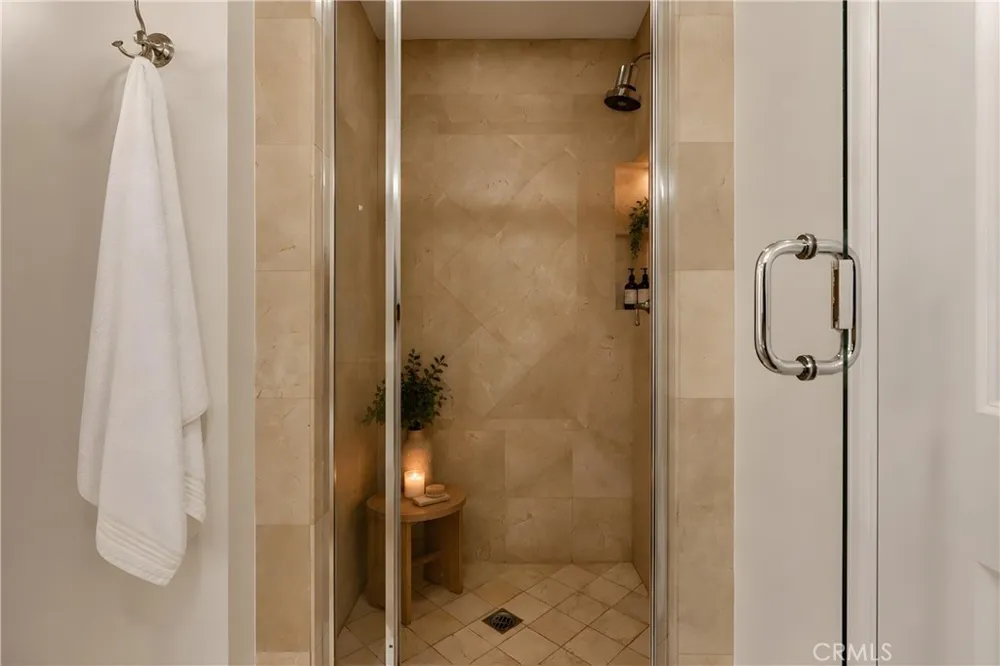 5625 Crescent Park W #207 Playa Vista, CA 90094
