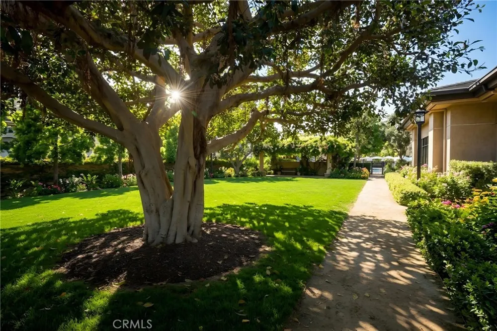 5625 Crescent Park W #207 Playa Vista, CA 90094