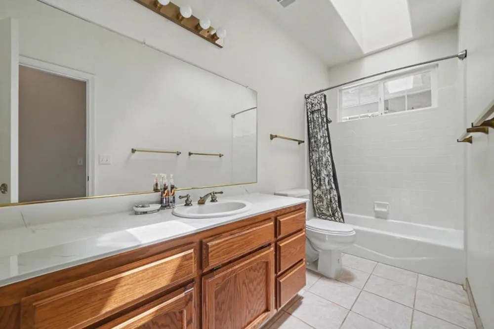 11 Duck Creek Court Valley Springs, CA 95252