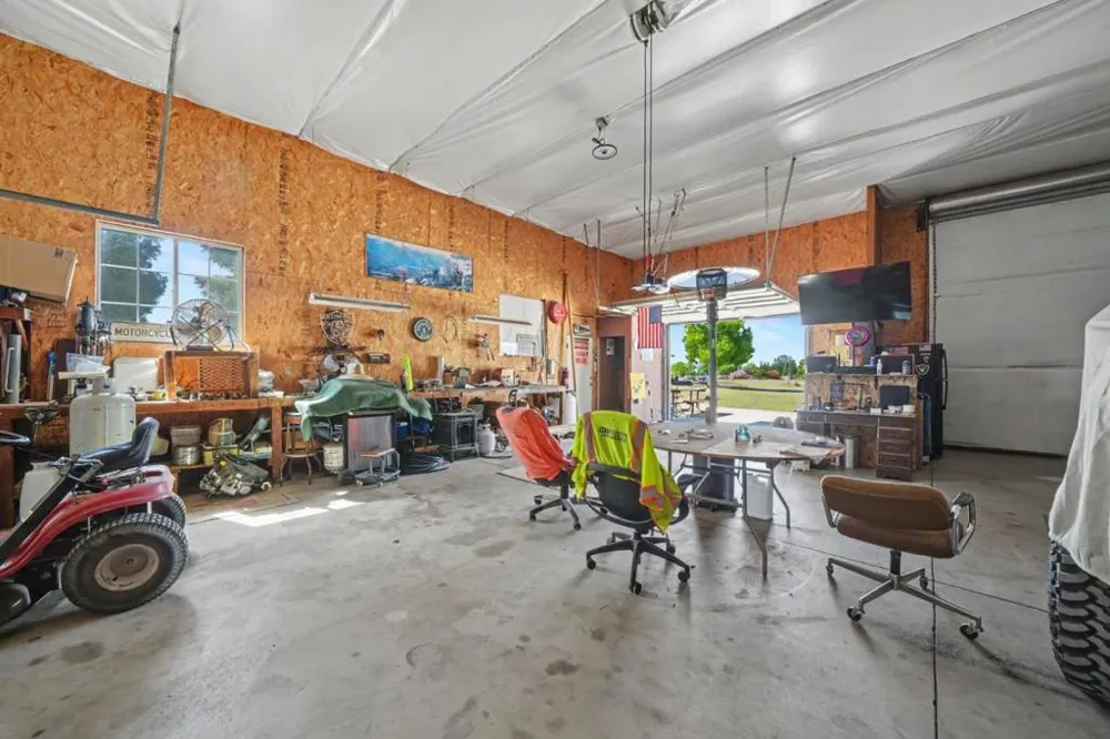 11 Duck Creek Court Valley Springs, CA 95252