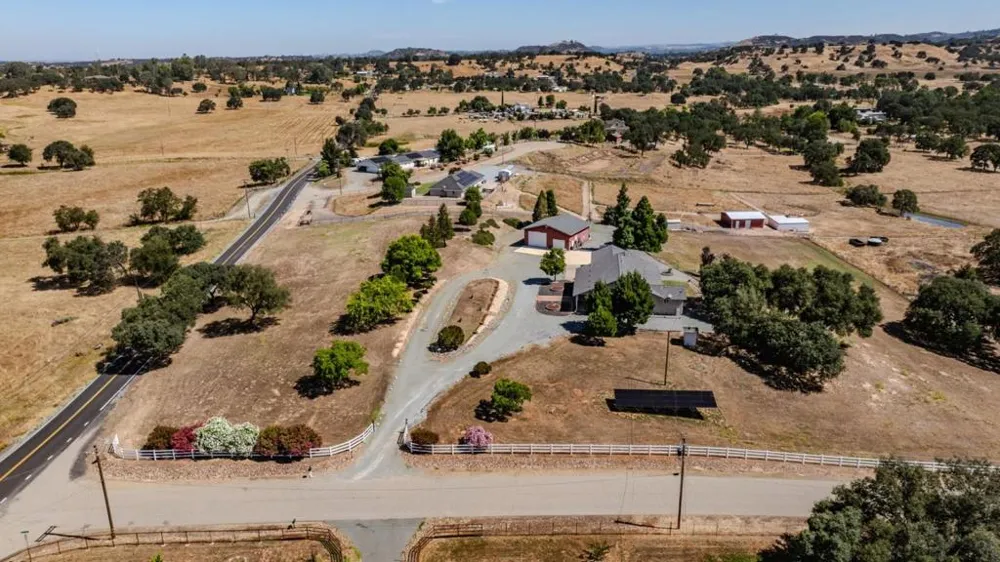 11 Duck Creek Court Valley Springs, CA 95252
