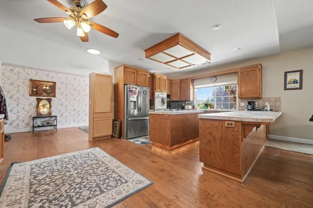 11 Duck Creek Court Valley Springs, CA 95252