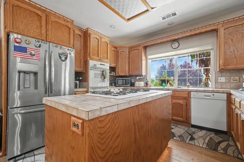 11 Duck Creek Court Valley Springs, CA 95252