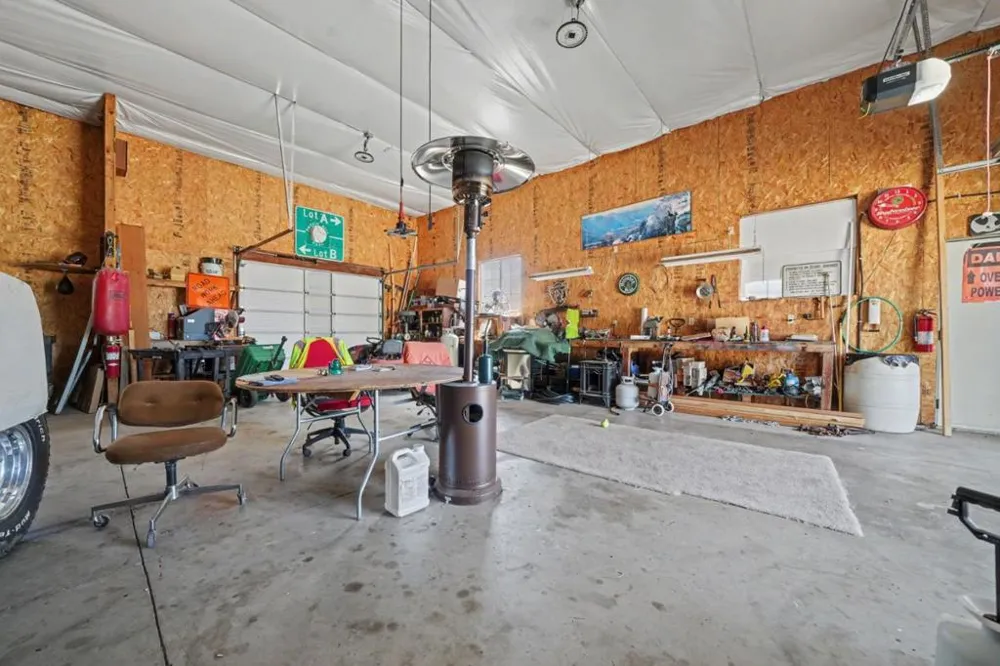 11 Duck Creek Court Valley Springs, CA 95252