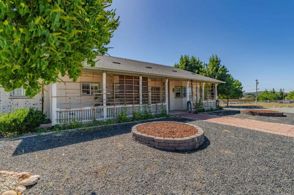 11 Duck Creek Court Valley Springs, CA 95252