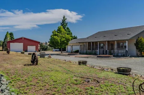 11 Duck Creek Court