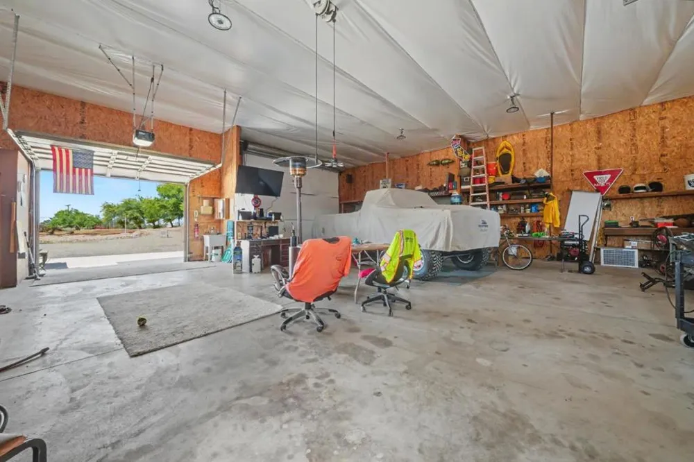 11 Duck Creek Court Valley Springs, CA 95252