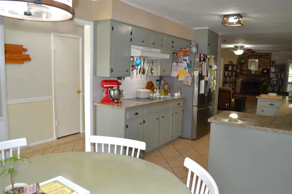 610 E X STREET Deer Park, TX 77536