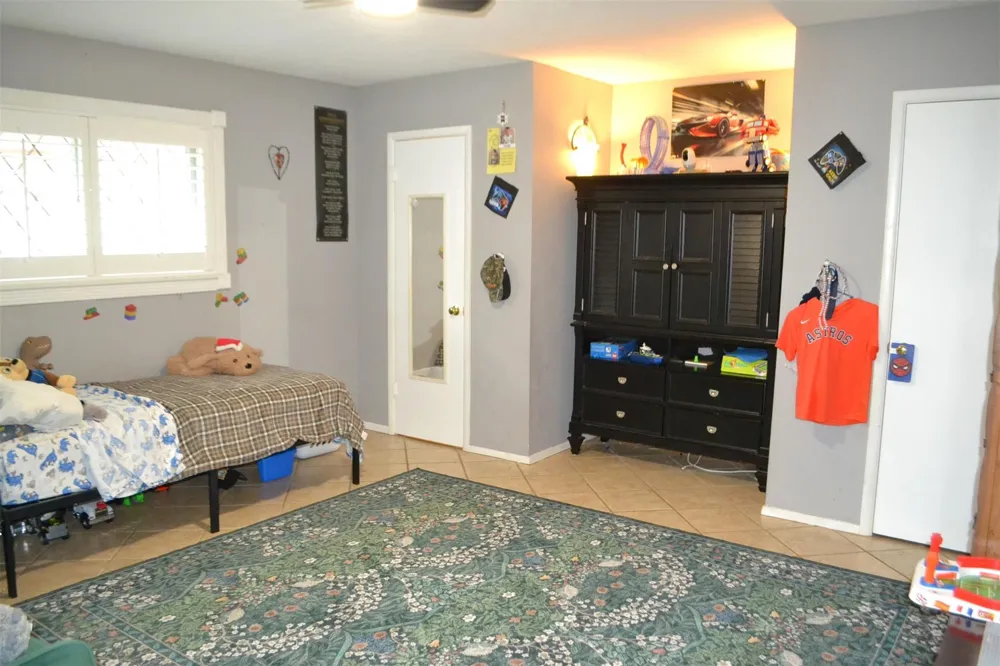 610 E X STREET Deer Park, TX 77536