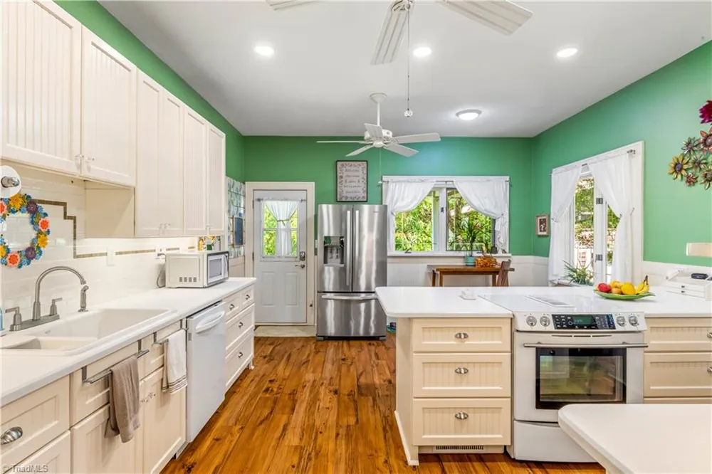 637 Stokesburg Road Walnut Cove, NC 27052