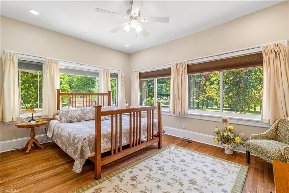 637 Stokesburg Road Walnut Cove, NC 27052