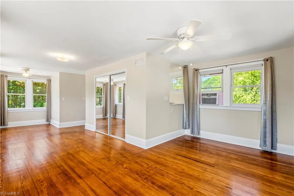 637 Stokesburg Road Walnut Cove, NC 27052