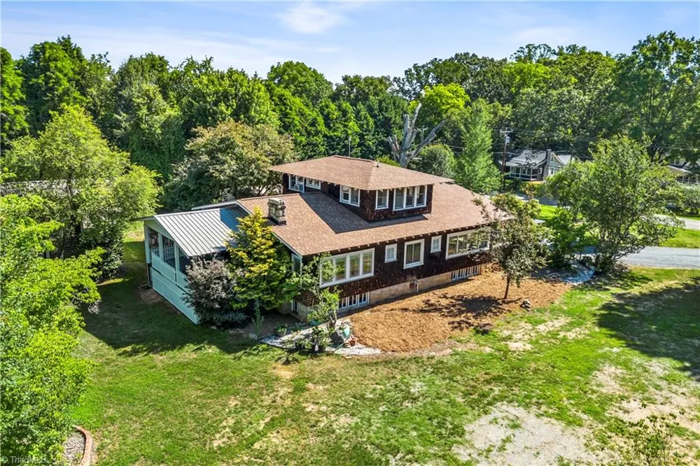 637 Stokesburg Road Walnut Cove, NC 27052