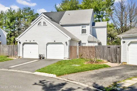 6 Stowe Court