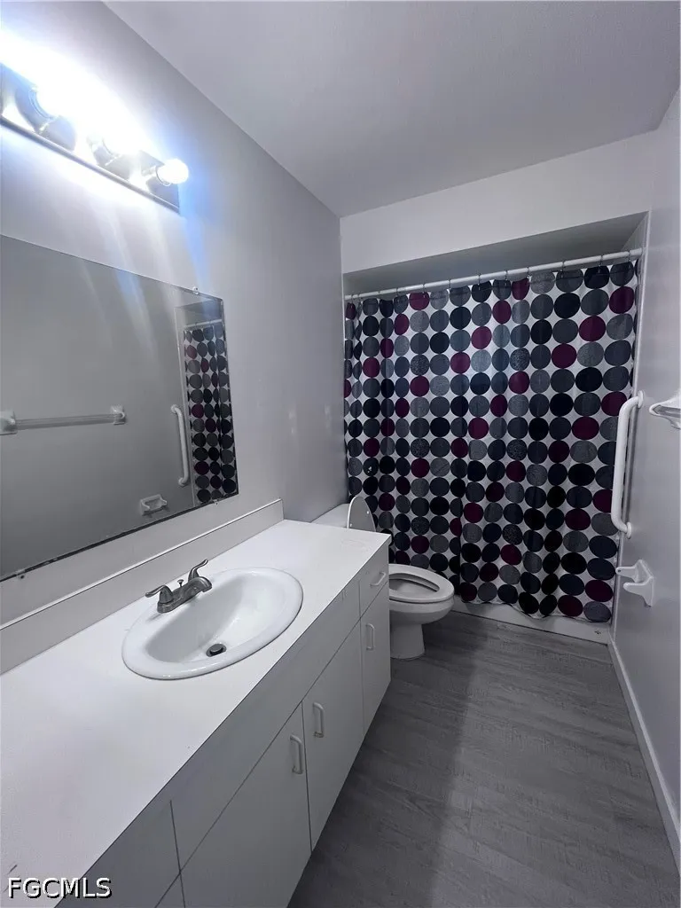 SW 11th Street Cape Coral, FL 33991