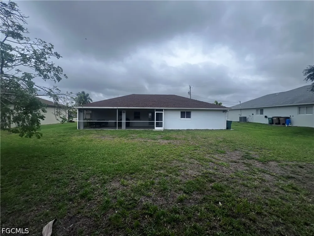 SW 11th Street Cape Coral, FL 33991