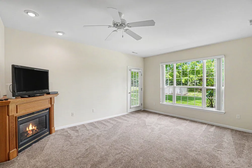 11107 Farmingdale Lane #130 Walled Lake, MI 48390