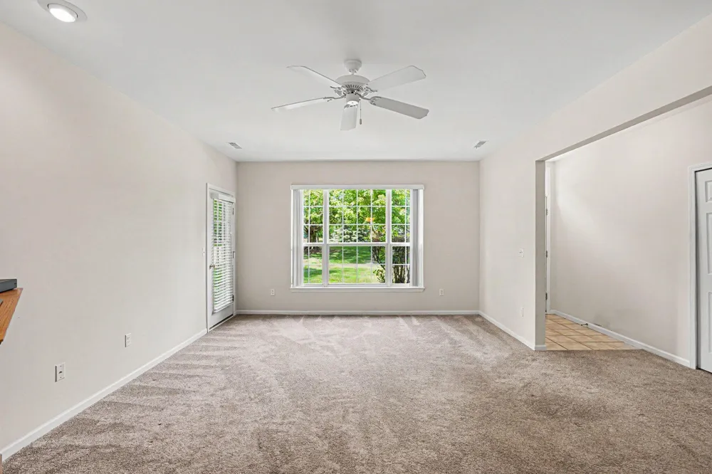 11107 Farmingdale Lane #130 Walled Lake, MI 48390
