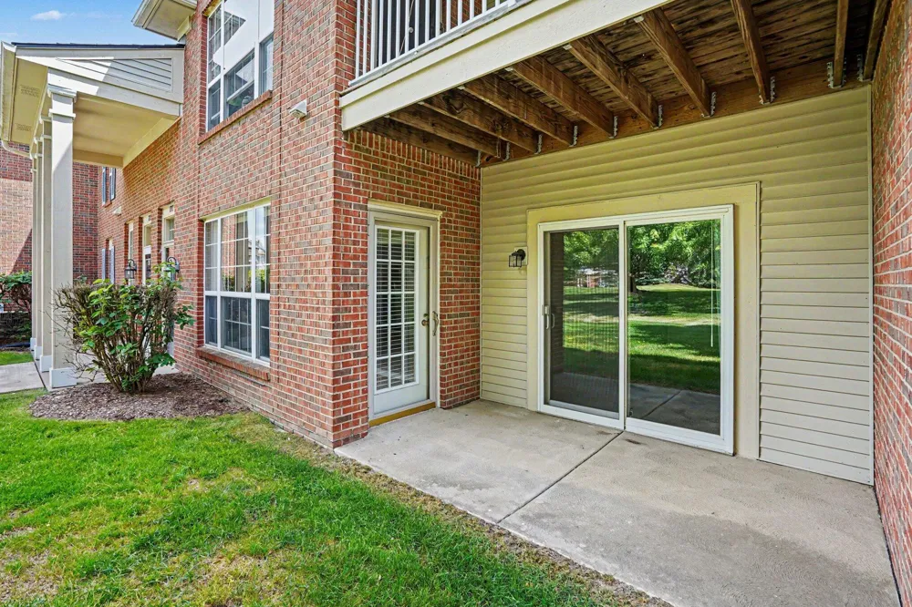 11107 Farmingdale Lane #130 Walled Lake, MI 48390
