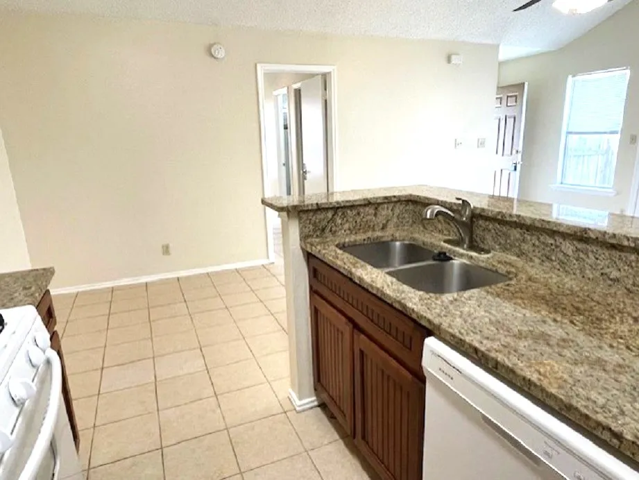 16037 Fitchburg Circle Pflugerville, TX 78660