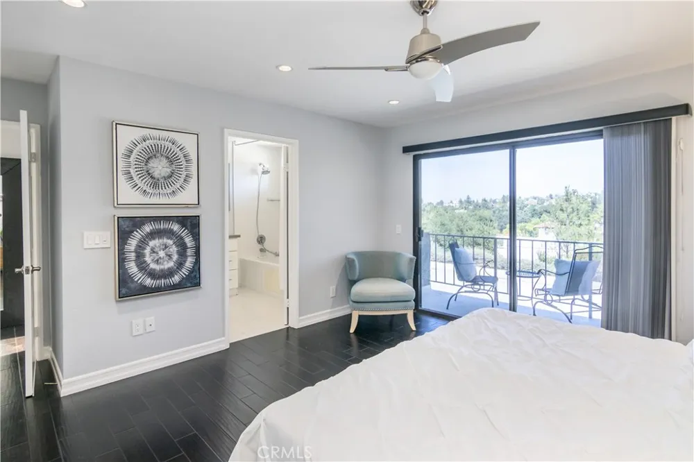 4327 Freedom #5 Calabasas, CA 91302