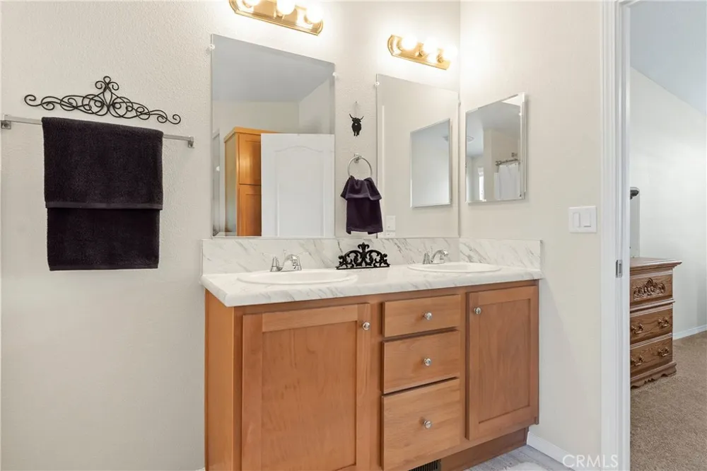 1424 Glengrove Corona, CA 92882