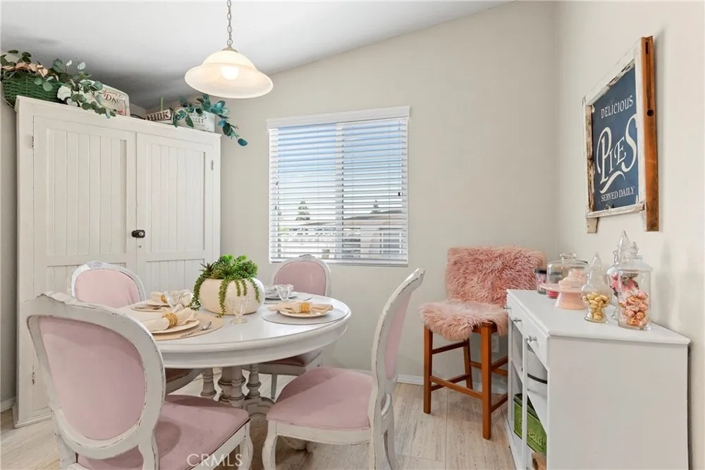 1424 Glengrove Corona, CA 92882