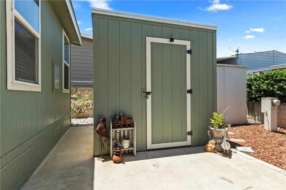 1424 Glengrove Corona, CA 92882