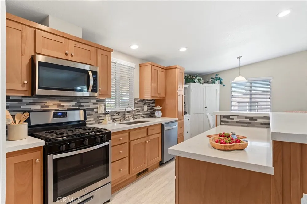 1424 Glengrove Corona, CA 92882