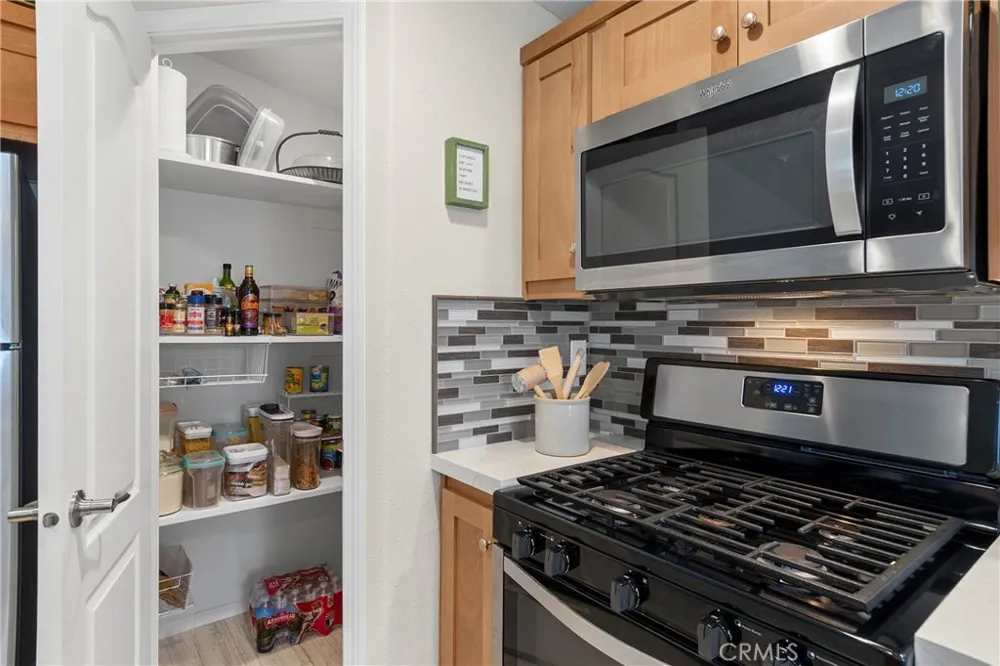 1424 Glengrove Corona, CA 92882